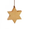 Etoile En Bois D'Aulne A Suspendre 7,5 Cm