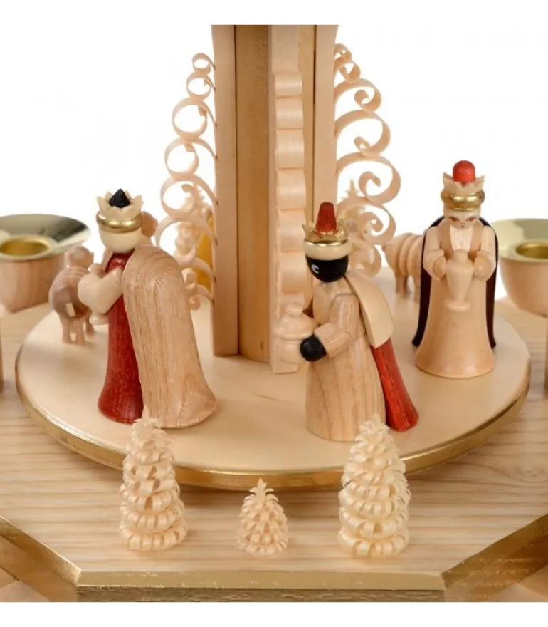 Pyramide Avec Scene De Crèche De Noël Complete