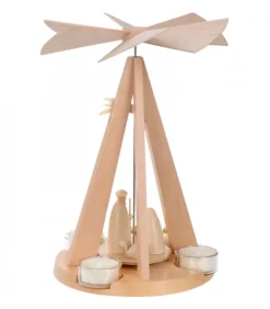Pyramide De Noël Bois Au Design Moderne